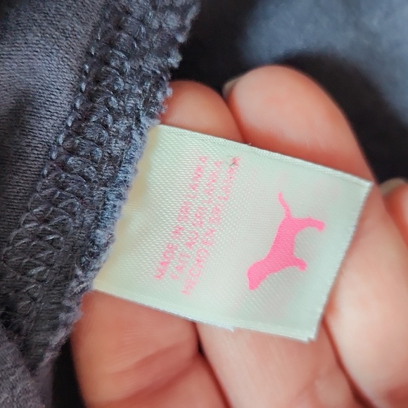 3/4 zip Victoria Secret Pink long sleeve - Picture 4 of 7